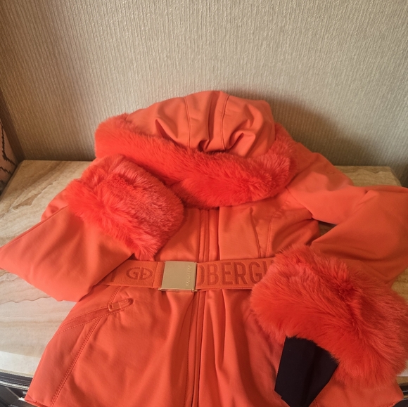 Goldbergh Giselle Ski Jacket Fur Cuffs Orange Goldbergh Giselle Belted Jacket - Picture 14 of 15